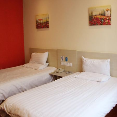 Hi Inn Shanghai Dahua 3 Road Exterior photo